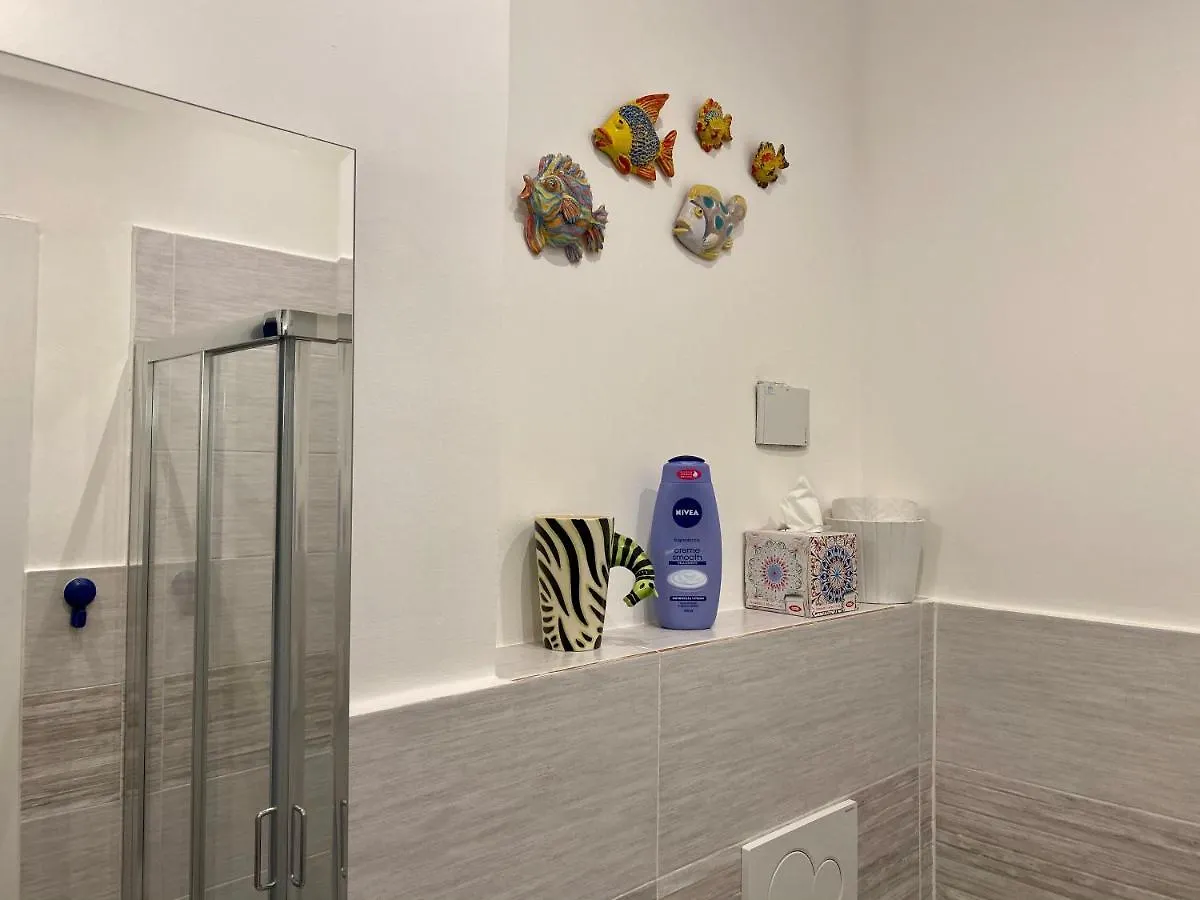 Lungomare Portoturistico Bed & Breakfast Chiavari Italy