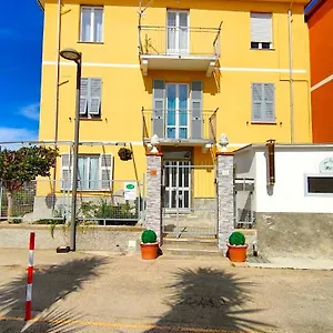 Petit Dejeuner Bed & Breakfast